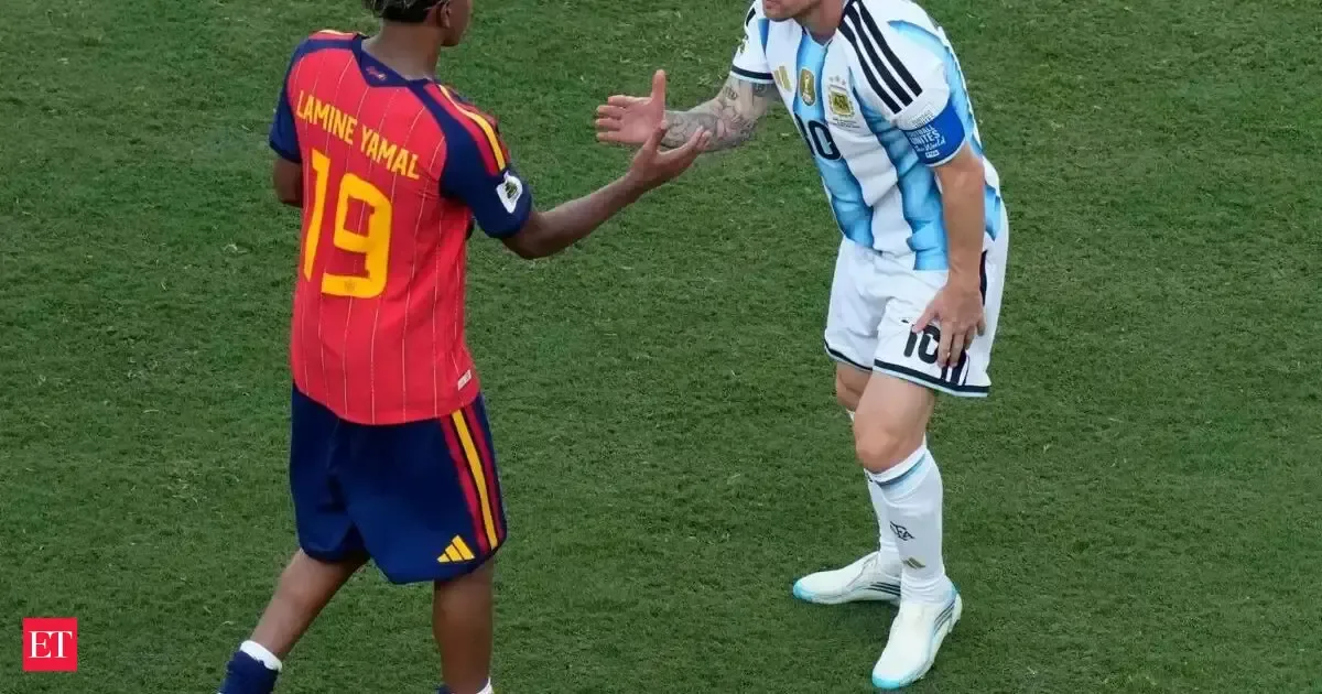 'Replay the final': More than 88,000 Argentina fans call for replay after bitter World Cup final defeat